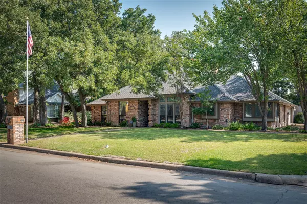 10803 Hunters Run Street, Greenville, TX 75402