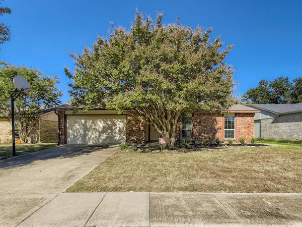 5213 Baker Drive, The Colony, TX 75056