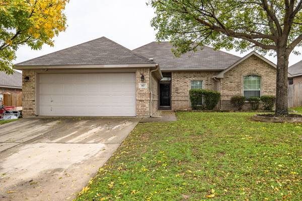 817 La Sierra Court, Crowley, TX 76036