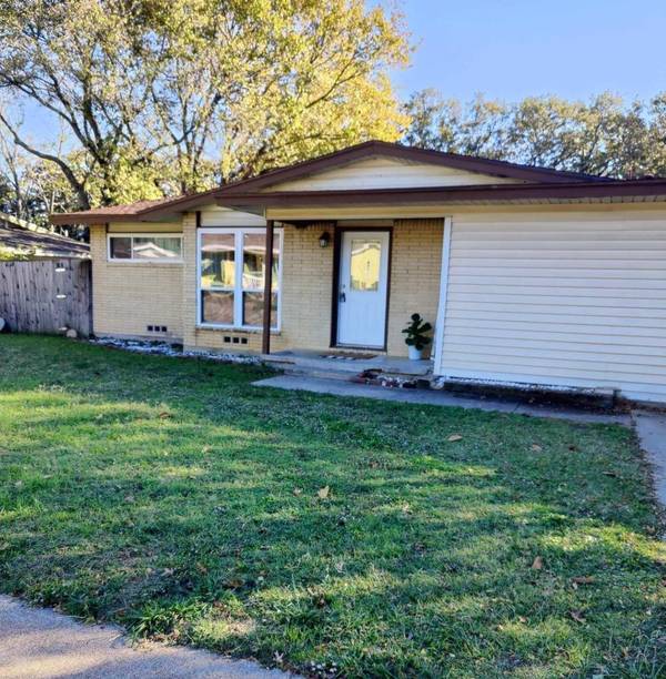 641 Elm Street, Hurst, TX 76053