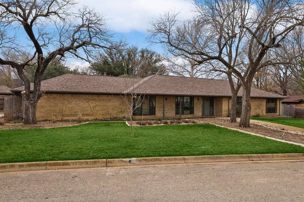 421 Mimosa Drive, Denton, TX 76201