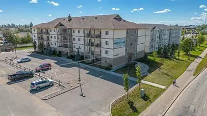 Grande Prairie, AB T8V7G4,10521 84 AVE #112