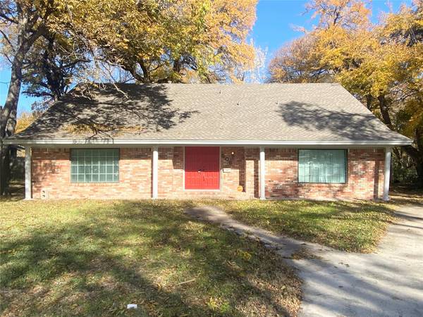 506 Towne Place, Duncanville, TX 75116