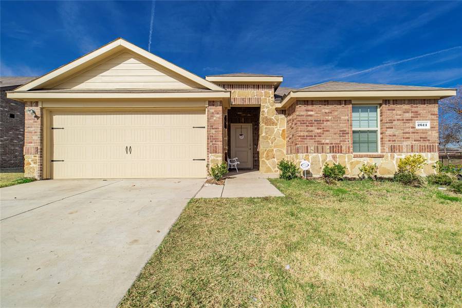 2611 Hutchins Drive, Seagoville, TX 75159