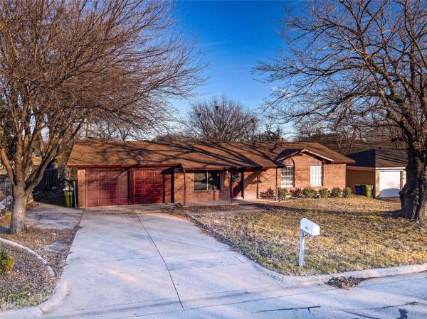 6232 Maurie Drive, Watauga, TX 76148