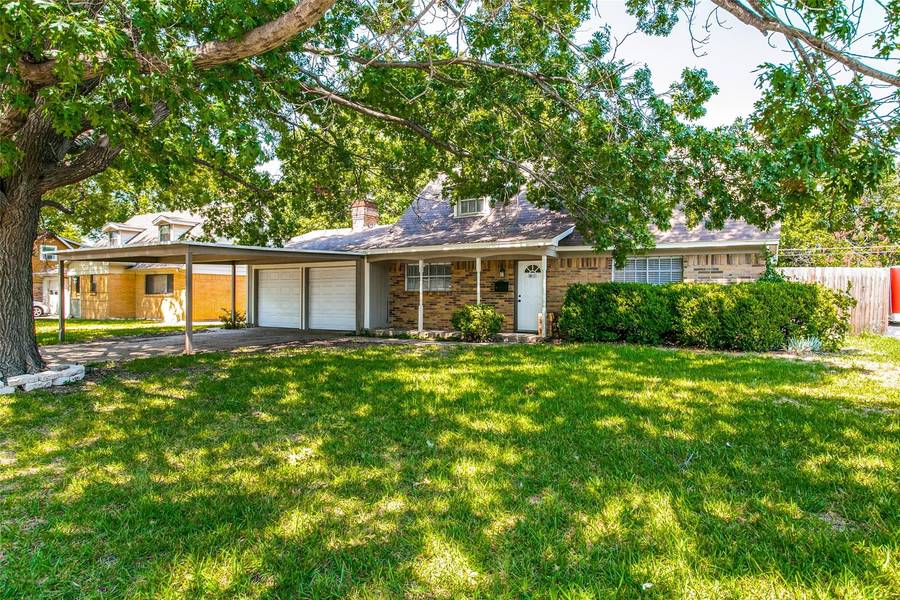 1827 E Crosby Road, Carrollton, TX 75006