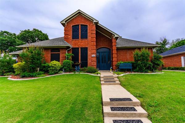 3302 Algonquin Avenue, Arlington, TX 76017