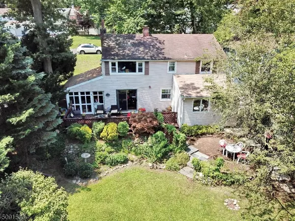 49 Campbell St, Waldwick Boro, NJ 07463