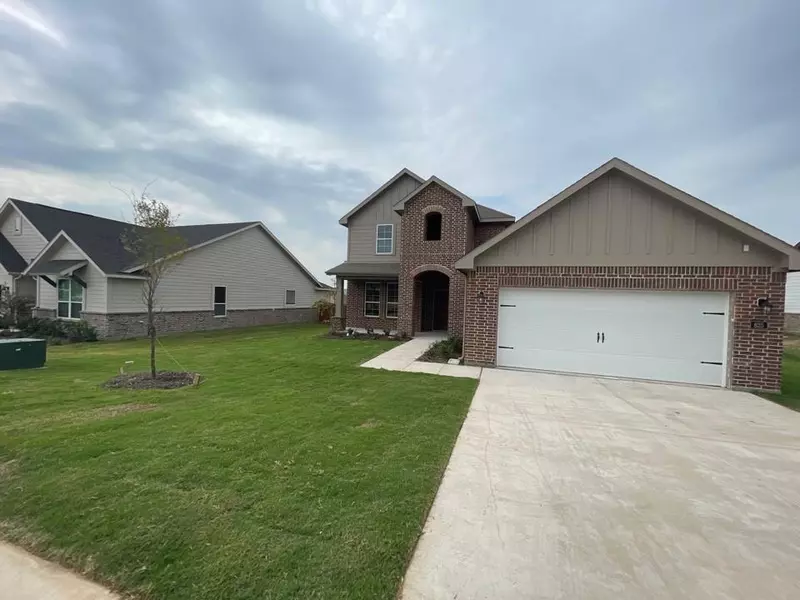 825 Porcupine Drive, Springtown, TX 76082