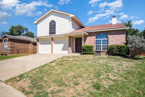 8653 Fountainview Terrace, Fort Worth, TX 76053