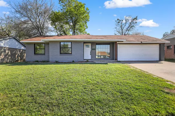 826 Deerwood Drive, Dallas, TX 75232