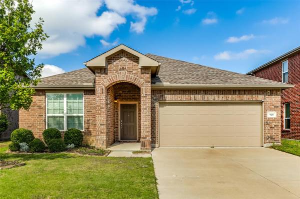 920 Bluestone Drive, Grand Prairie, TX 75052