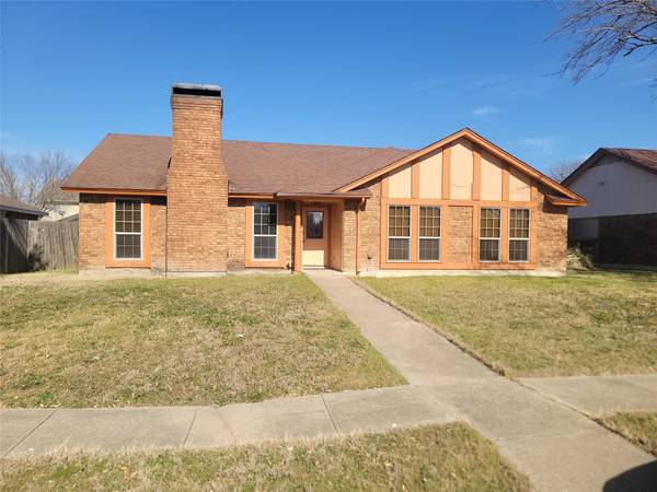 1361 Greenbriar Lane, Lancaster, TX 75146