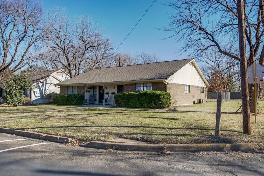 509 W Denton Street, Ennis, TX 75119