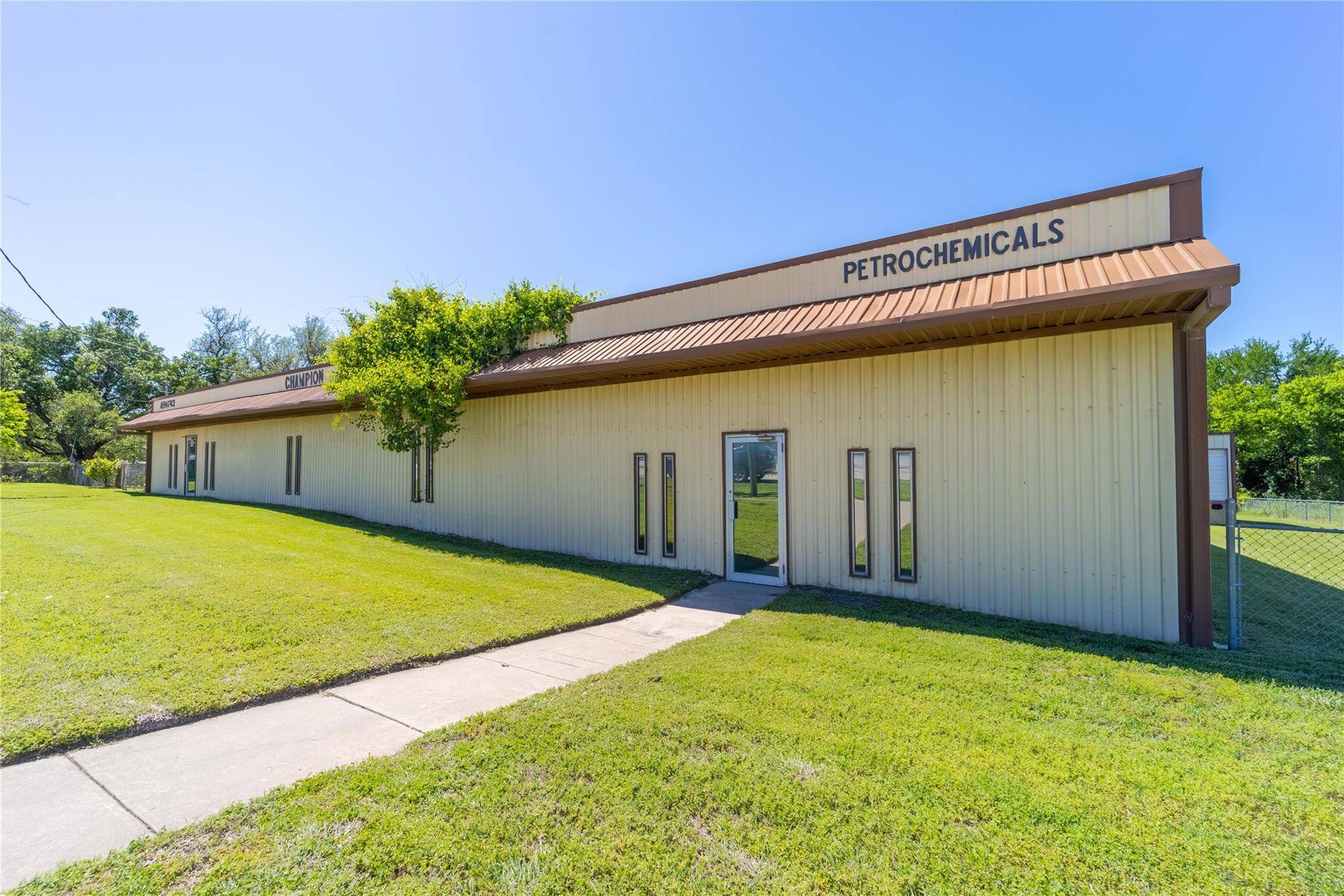 1511 E Washington Street, Stephenville, TX 76401