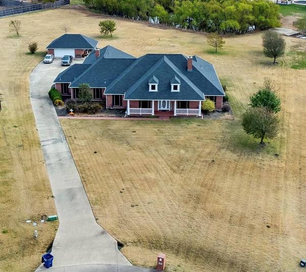 3155 Belmont Lane, Terrell, TX 75160