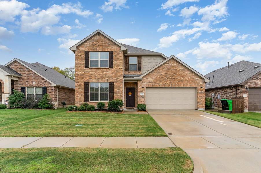 1632 Ridge Creek Lane, Aubrey, TX 76227