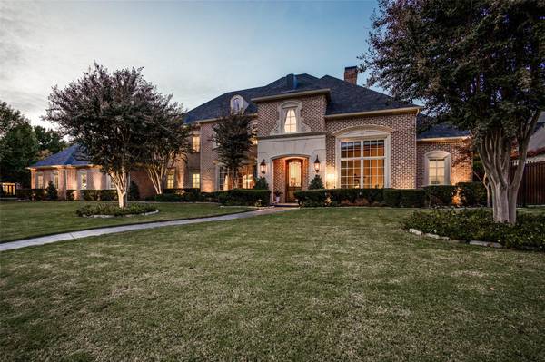 70 Braewood Place,  Dallas,  TX 75248