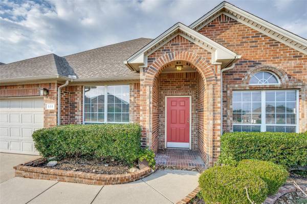 511 Poplar Vista Lane, Arlington, TX 76002