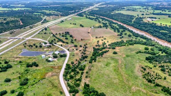 450 GILBERT PIT Road, Millsap, TX 76066