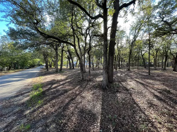 Shady Shores, TX 76208,000 Shahan Drive