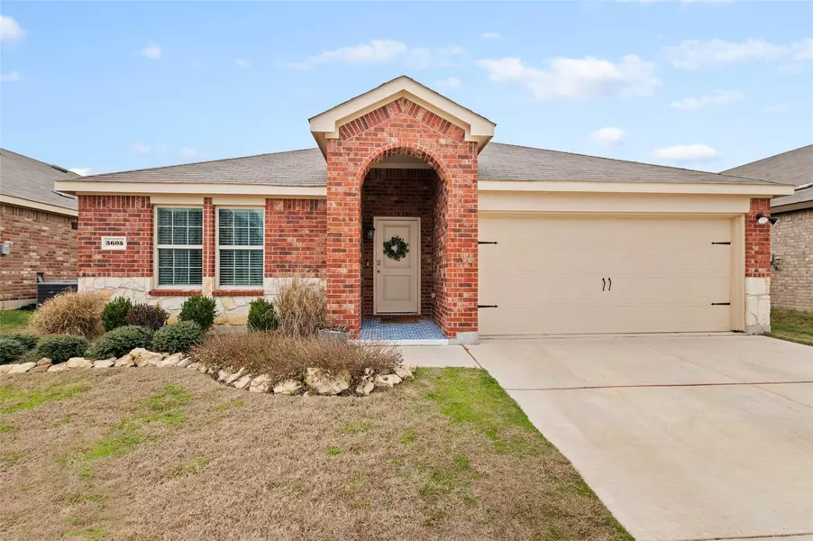 3605 Robbie Run, Denton, TX 76207