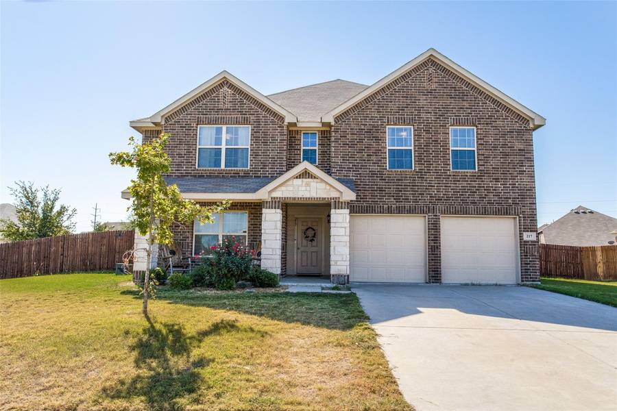 217 Hackney Drive, Waxahachie, TX 75165