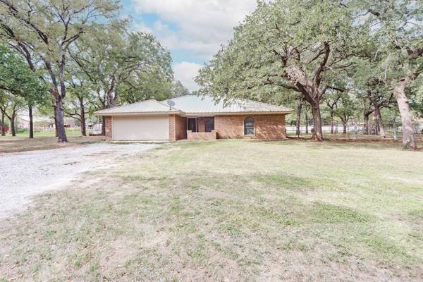 109 Private Road 1309, Bridgeport, TX 76426