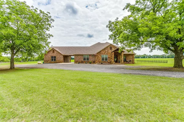 Millsap, TX 76066,5287 Lazy Bend Road