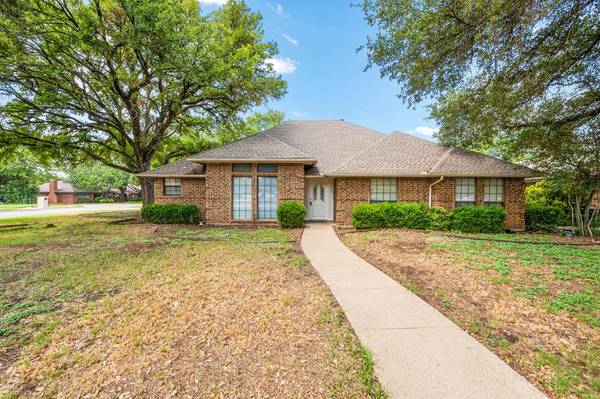 4722 Michelle Drive, Arlington, TX 76016