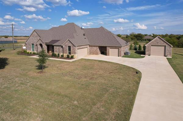 5715 Autumn Trail,  Celina,  TX 75009