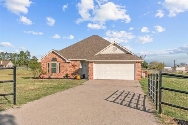 122 Savannah Drive, Weatherford, TX 76087