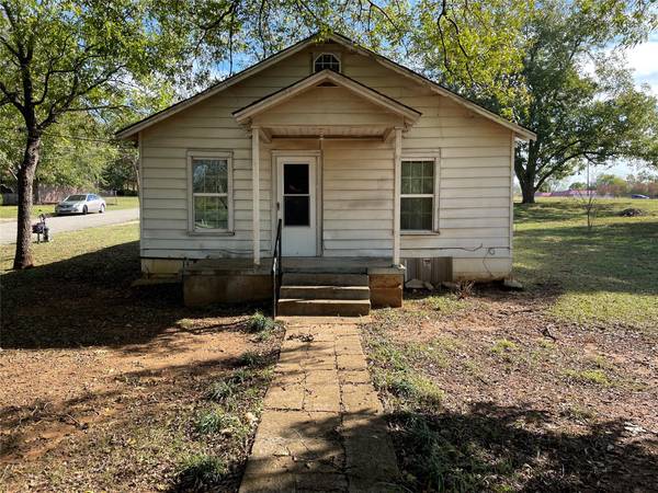 630 Thatcher Street, Denison, TX 75020