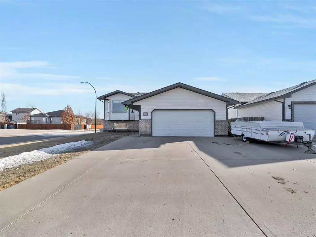 Medicine Hat, AB T1C 1Y6,63 Hudson CRES NE