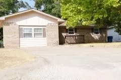 1414 E Creek Street, Wynnewood, OK 73098