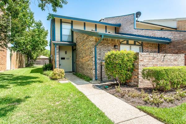 4018 Towngate Boulevard, Garland, TX 75041