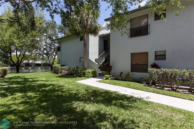 Coconut Creek, FL 33066,4059 Carambola Cir  #2975