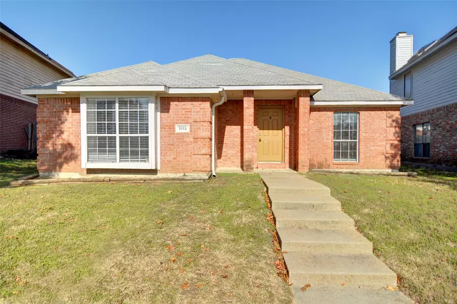 1645 Chapman Street, Cedar Hill, TX 75104