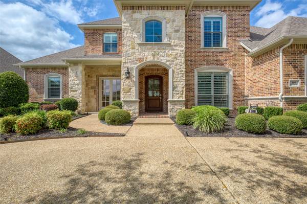 309 Black Walnut Drive, Garland, TX 75044