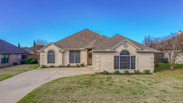 505 Taos Court W, Aledo, TX 76008