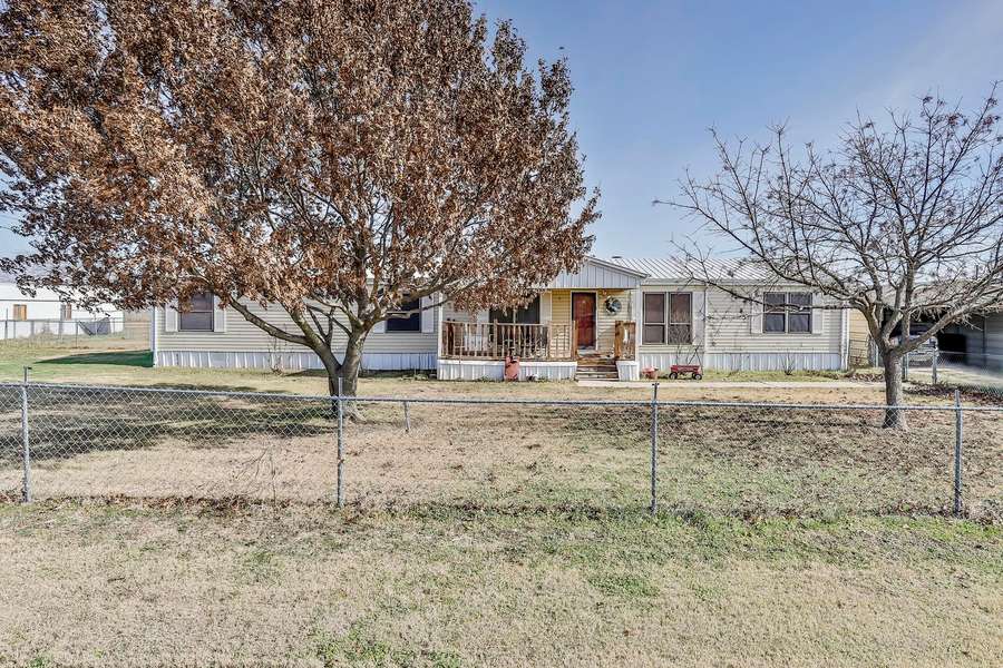 11776 Thistle Lane, Justin, TX 76247