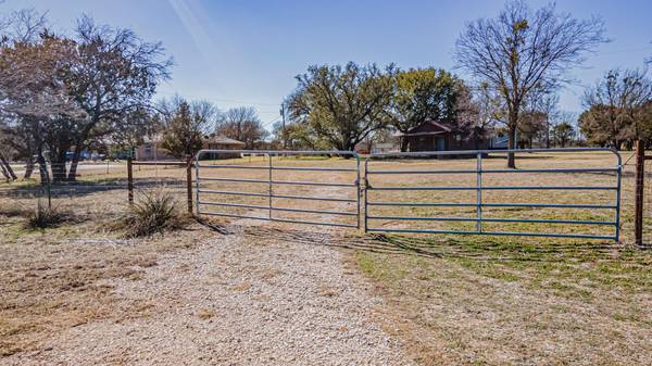 3312 Crook Court, Granbury, TX 76049