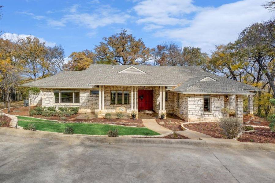 1100 Oak View Court, Oak Point, TX 75068