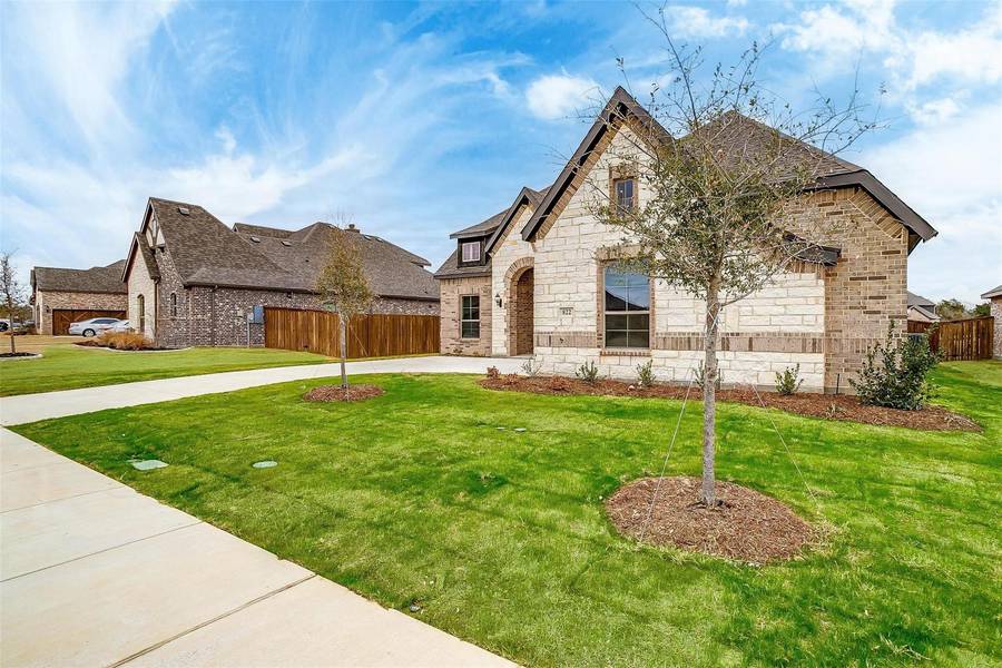 822 Summer Grove, Midlothian, TX 76065