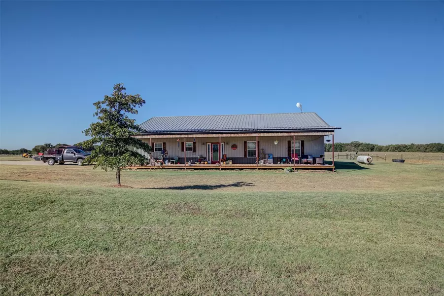 5158 Alamo Road, Bowie, TX 76230