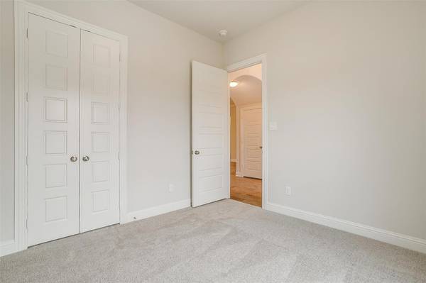 822 Summer Grove, Midlothian, TX 76065