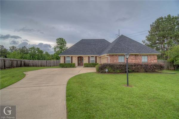 9076 Summer Tree, Greenwood, LA 71033