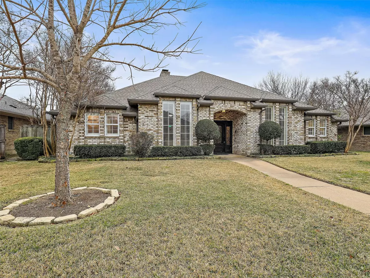 Dallas, TX 75243,9522 Loma Vista Drive