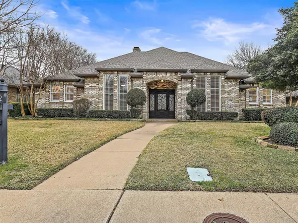 Dallas, TX 75243,9522 Loma Vista Drive