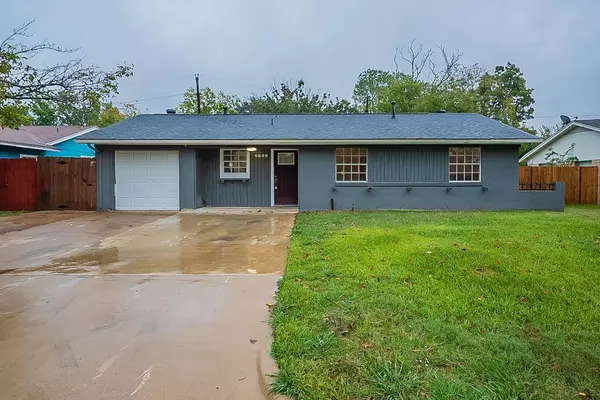 4808 Navajo Trail, Balch Springs, TX 75180